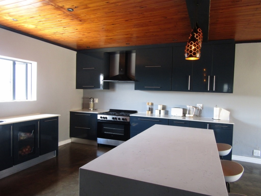 4 Bedroom Property for Sale in Humansdorp Eastern Cape